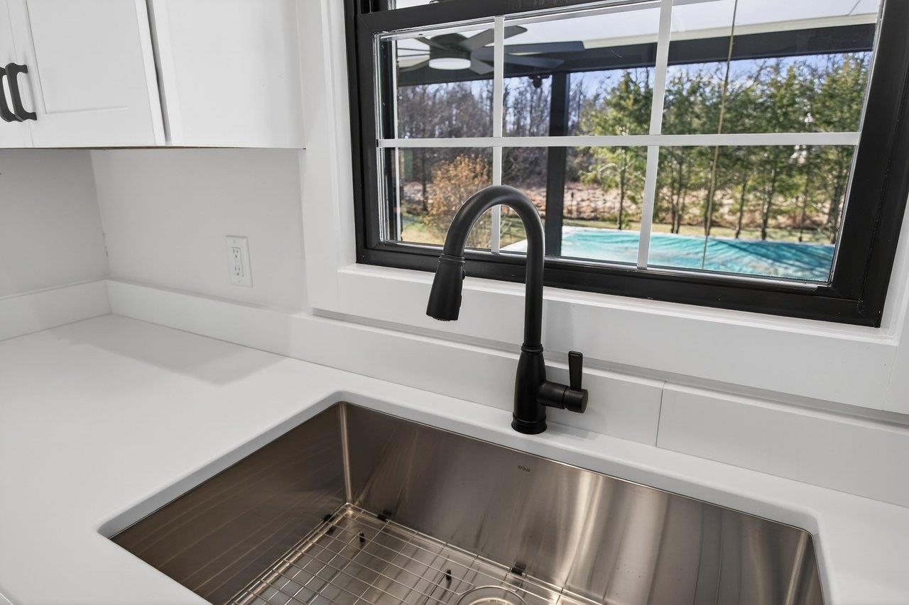 4634 SHEN LAKE DR, ROCKINGHAM, Virginia 22801, 5 Bedrooms Bedrooms, ,3 BathroomsBathrooms,Residential,4634 SHEN LAKE DR,672999 MLS # 672999