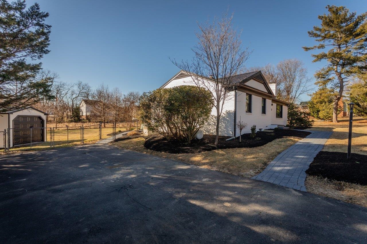 4634 SHEN LAKE DR, ROCKINGHAM, Virginia 22801, 5 Bedrooms Bedrooms, ,3 BathroomsBathrooms,Residential,4634 SHEN LAKE DR,672999 MLS # 672999