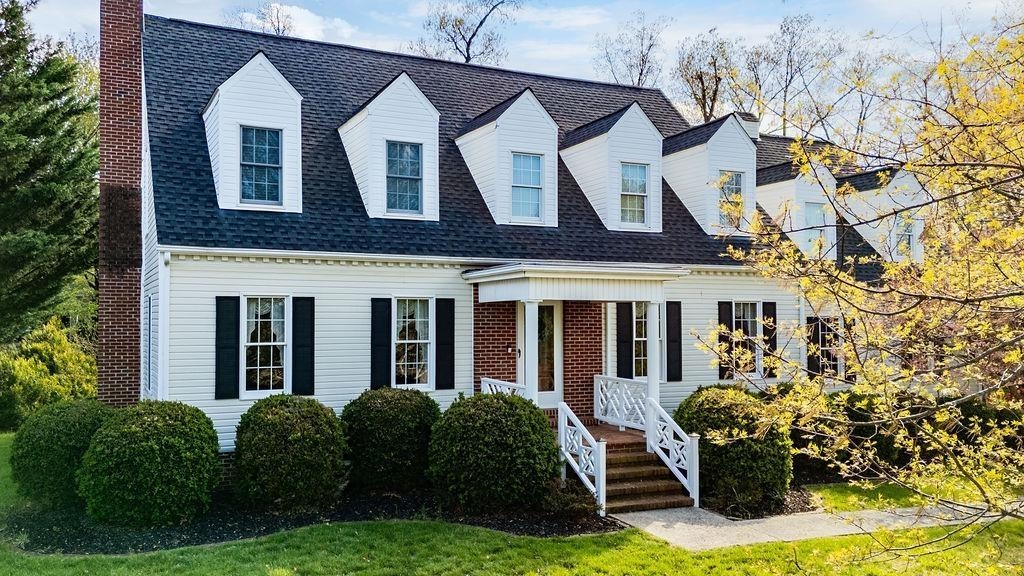 100 BUCKINGHAM PL, WAYNESBORO, Virginia 22980, 4 Bedrooms Bedrooms, ,3 BathroomsBathrooms,Residential,100 BUCKINGHAM PL,673132 MLS # 673132