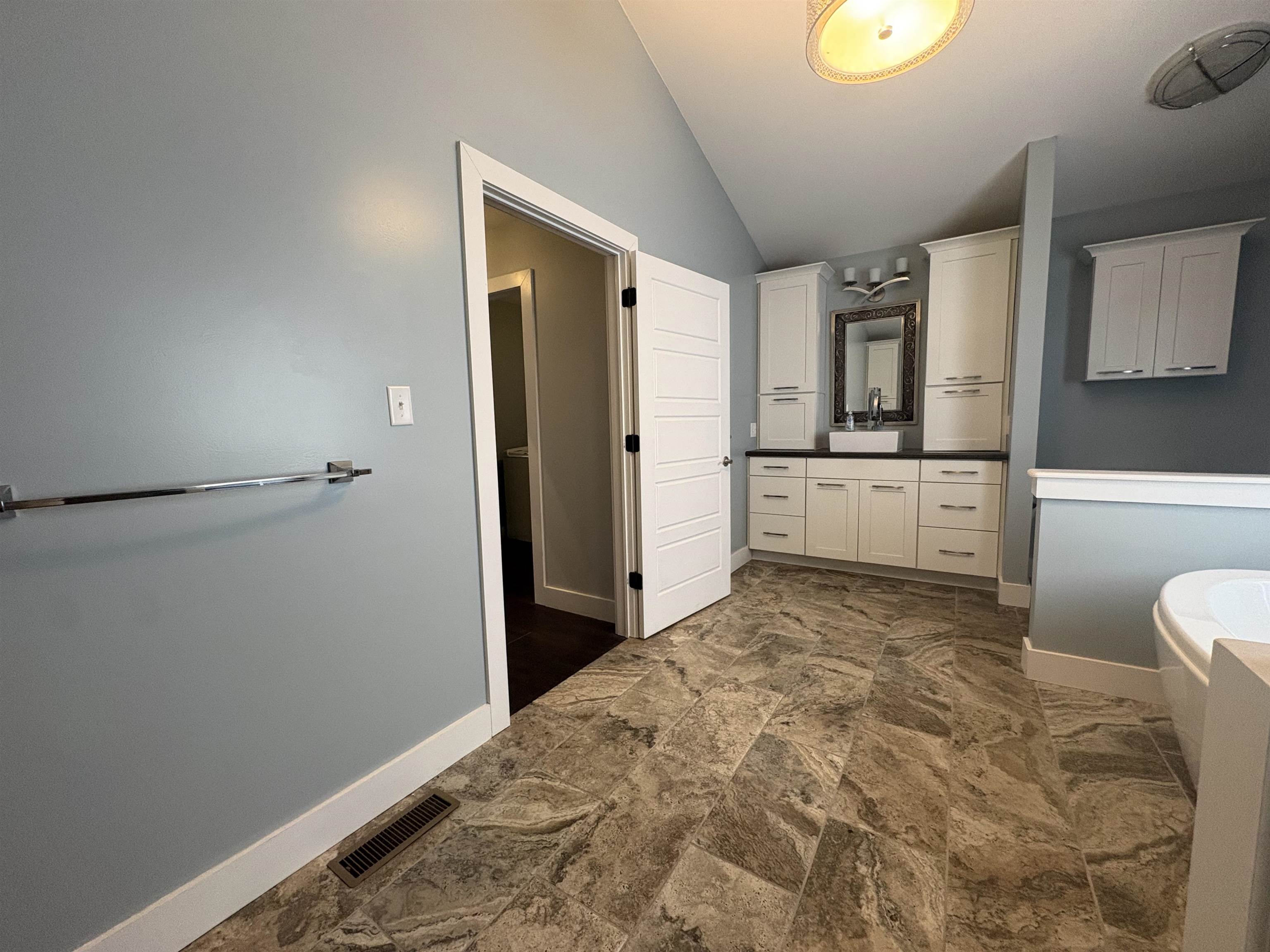 1066 PENDLETON DR, WAYNESBORO, Virginia 22980, 3 Bedrooms Bedrooms, ,2 BathroomsBathrooms,Residential,1066 PENDLETON DR,673136 MLS # 673136