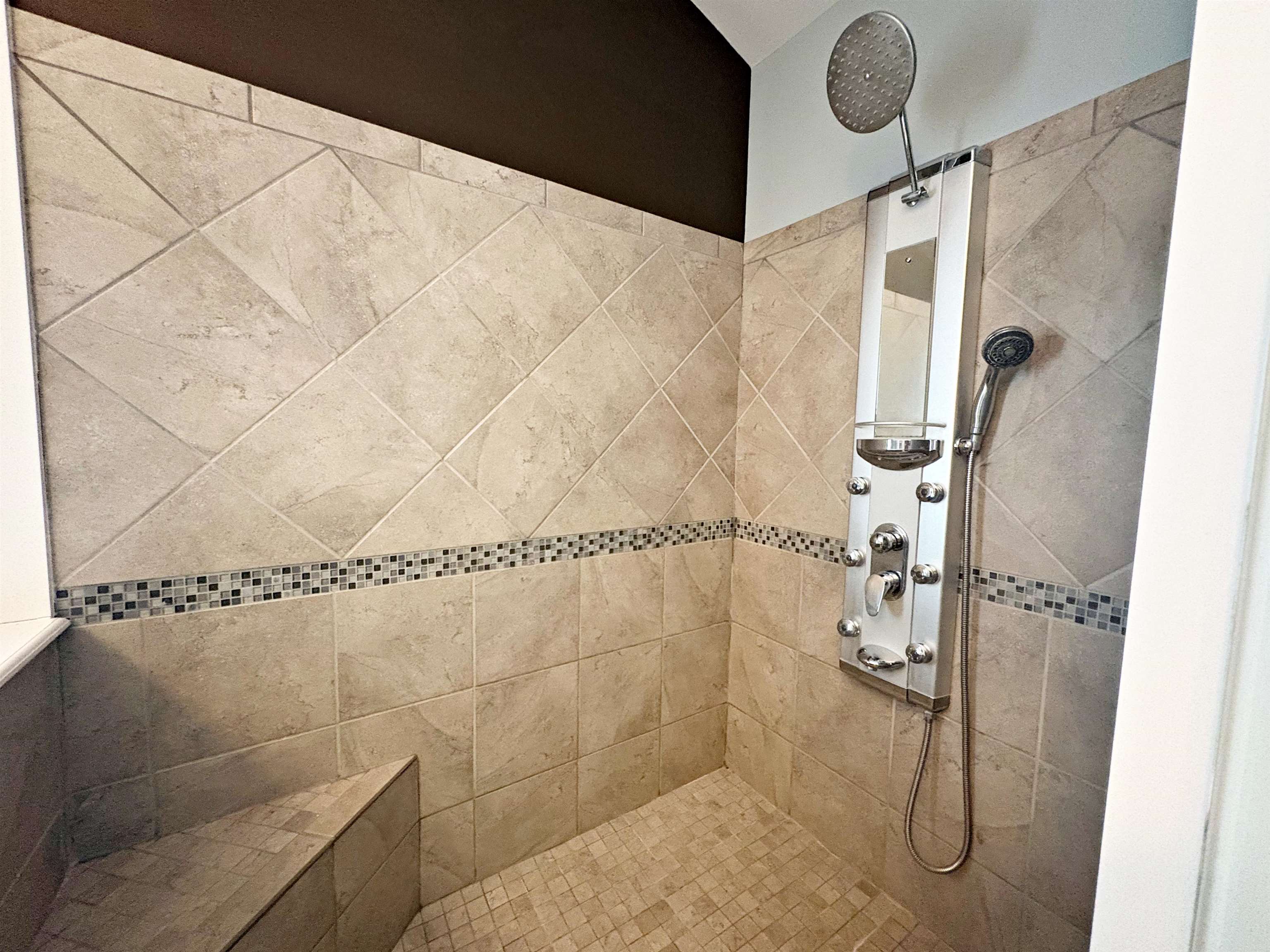 1066 PENDLETON DR, WAYNESBORO, Virginia 22980, 3 Bedrooms Bedrooms, ,2 BathroomsBathrooms,Residential,1066 PENDLETON DR,673136 MLS # 673136