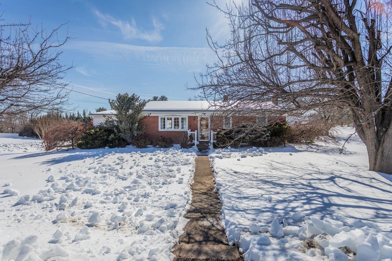 1125 HARMAN RD, ROCKINGHAM, Virginia 22802, 3 Bedrooms Bedrooms, ,1 BathroomBathrooms,Residential,Classic Brick Ranch, Convenient Living.,1125 HARMAN RD,673142 MLS # 673142