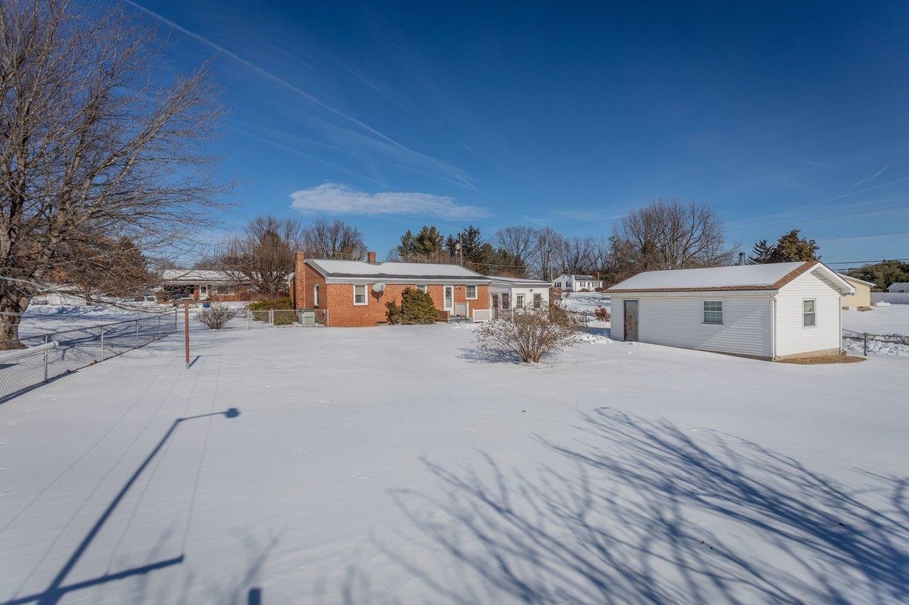 1125 HARMAN RD, ROCKINGHAM, Virginia 22802, 3 Bedrooms Bedrooms, ,1 BathroomBathrooms,Residential,Classic Brick Ranch, Convenient Living.,1125 HARMAN RD,673142 MLS # 673142