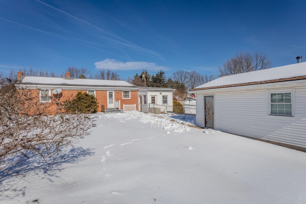 1125 HARMAN RD, ROCKINGHAM, Virginia 22802, 3 Bedrooms Bedrooms, ,1 BathroomBathrooms,Residential,Classic Brick Ranch, Convenient Living.,1125 HARMAN RD,673142 MLS # 673142