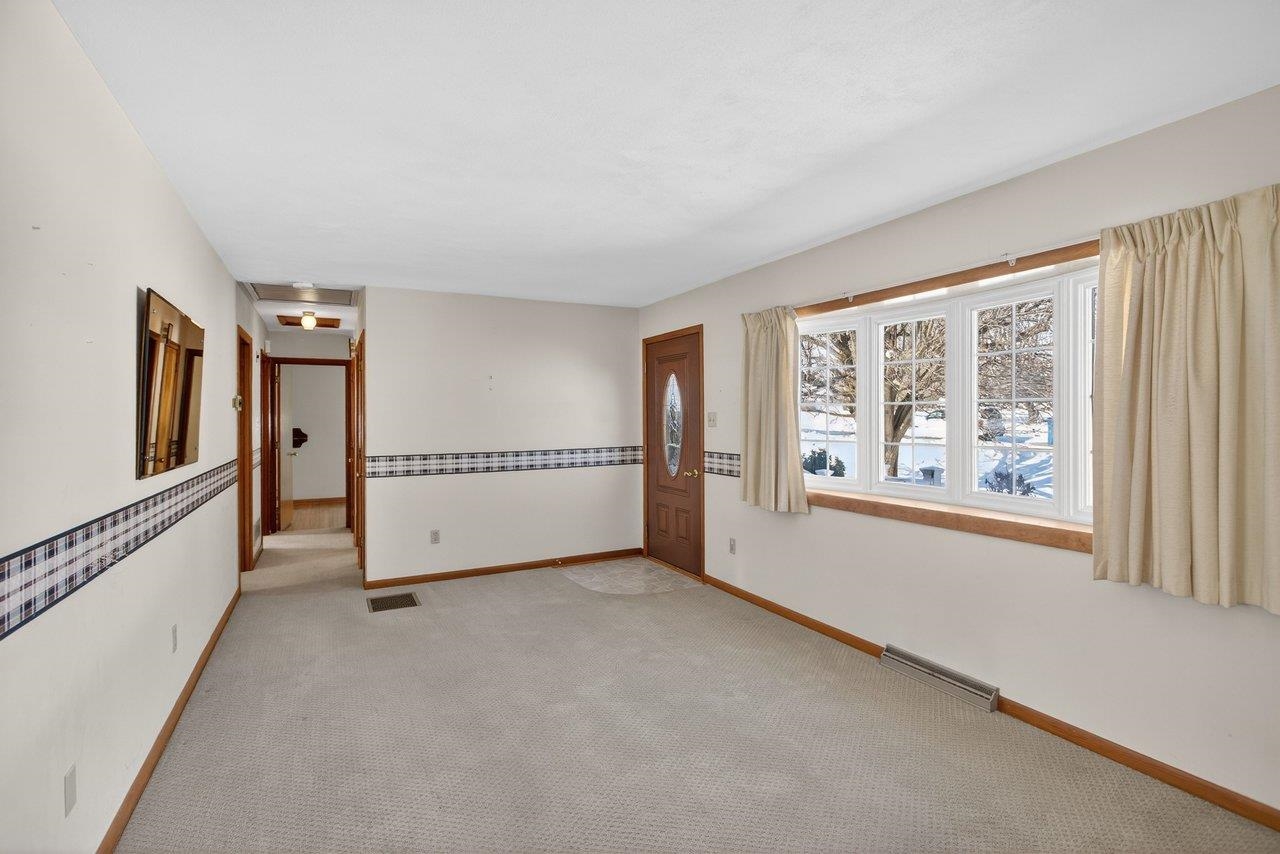 1125 HARMAN RD, ROCKINGHAM, Virginia 22802, 3 Bedrooms Bedrooms, ,1 BathroomBathrooms,Residential,Classic Brick Ranch, Convenient Living.,1125 HARMAN RD,673142 MLS # 673142