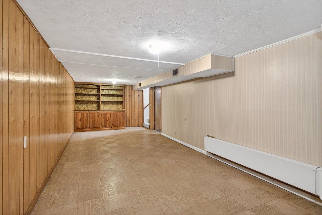 1125 HARMAN RD, ROCKINGHAM, Virginia 22802, 3 Bedrooms Bedrooms, ,1 BathroomBathrooms,Residential,Classic Brick Ranch, Convenient Living.,1125 HARMAN RD,673142 MLS # 673142