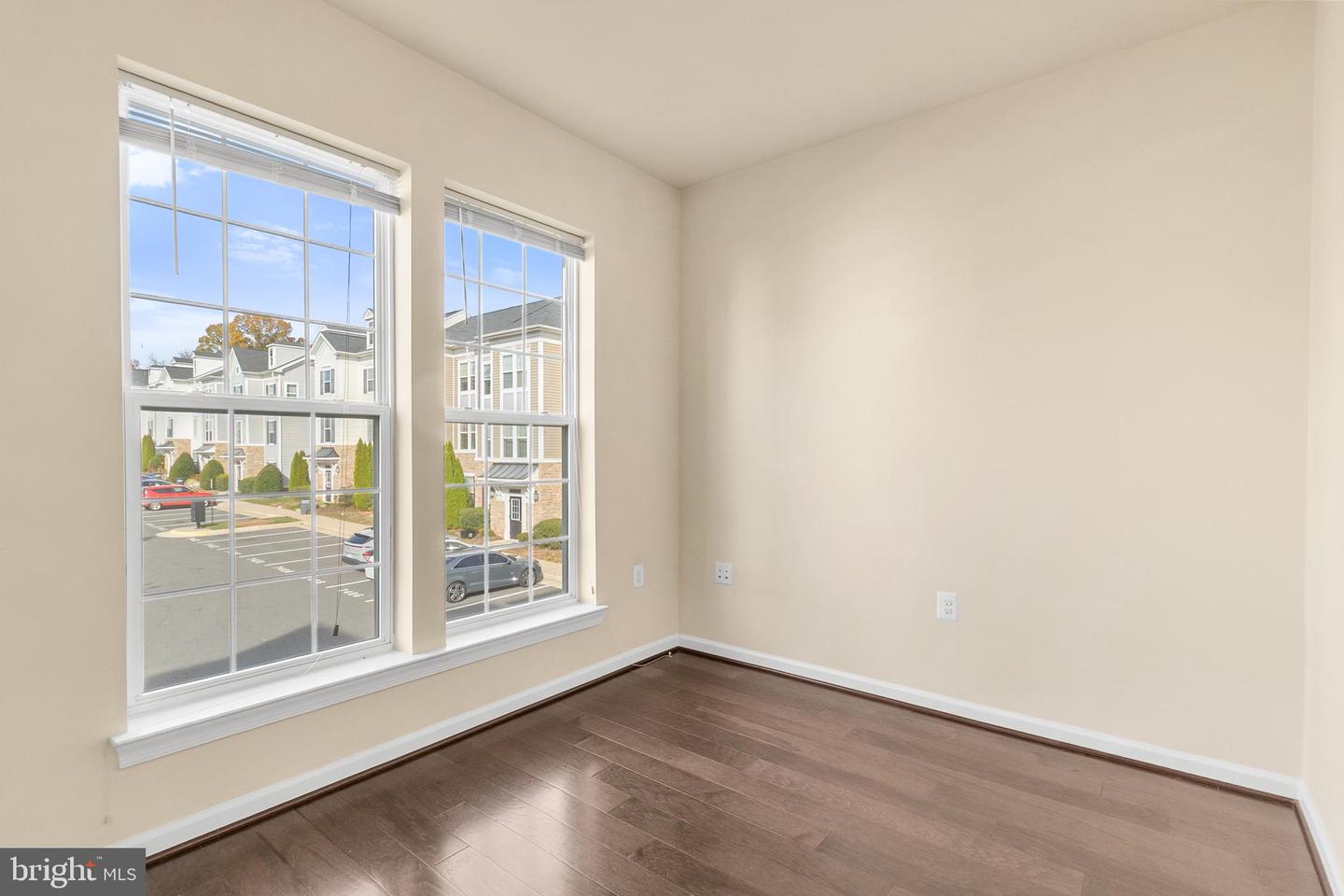 7394 RIDING MEADOW WAY, MANASSAS, Virginia 20111, 4 Bedrooms Bedrooms, ,3 BathroomsBathrooms,Residential,For sale,7394 RIDING MEADOW WAY,VAPW2106928 MLS # VAPW2106928