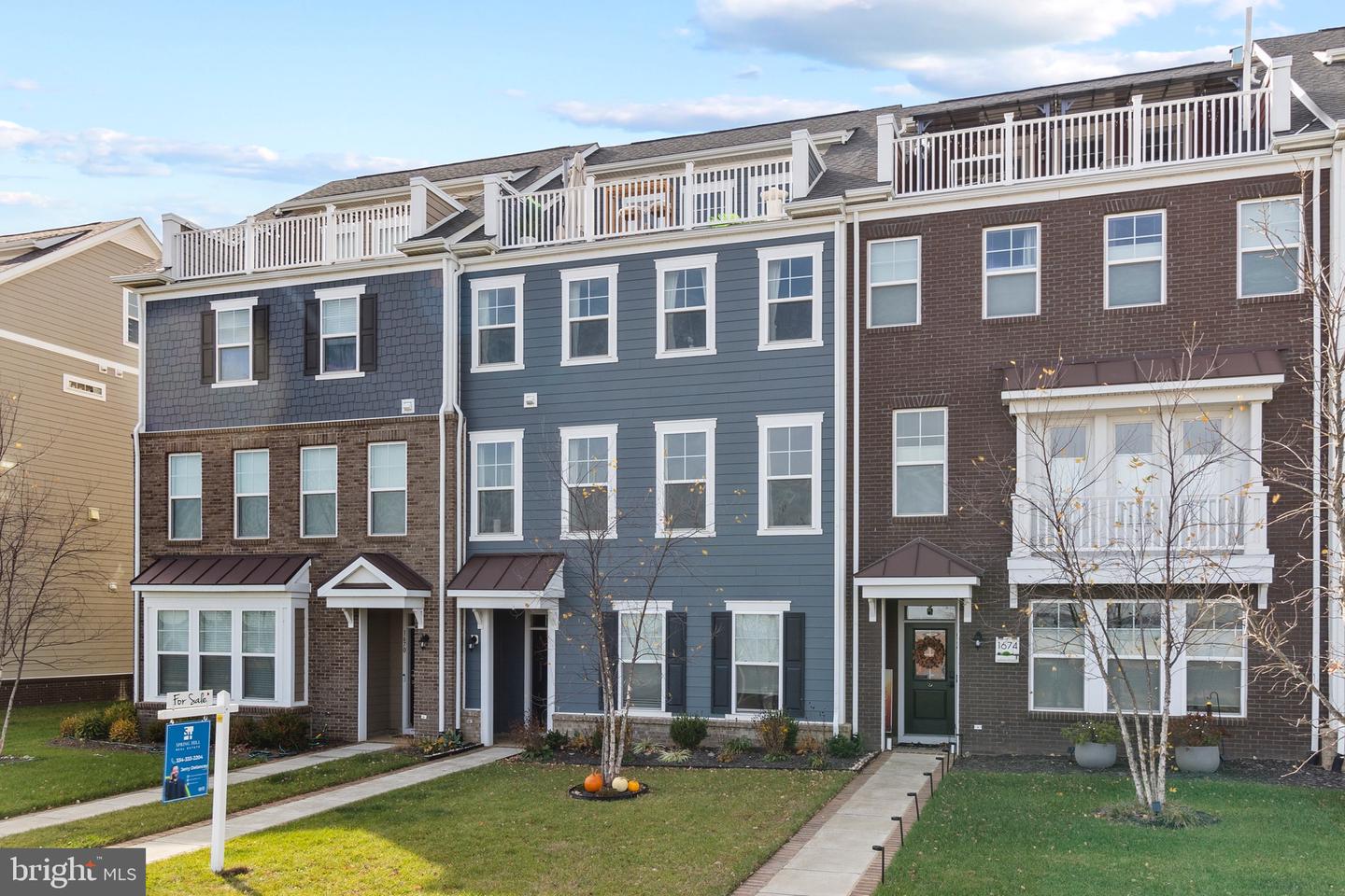 1672 SANDPIPER BAY LOOP, DUMFRIES, Virginia 22026, 3 Bedrooms Bedrooms, ,2 BathroomsBathrooms,Residential,For sale,1672 SANDPIPER BAY LOOP,VAPW2107736 MLS # VAPW2107736