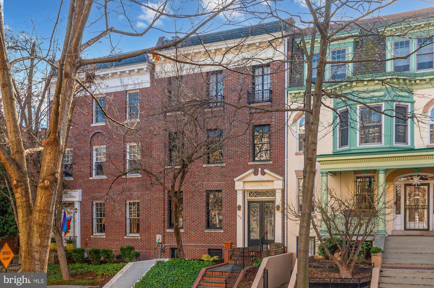 1820 WYOMING AVE NW, WASHINGTON, District Of Columbia 20009, 4 Bedrooms Bedrooms, ,3 BathroomsBathrooms,Residential,For sale,1820 WYOMING AVE NW,DCDC2232872 MLS # DCDC2232872