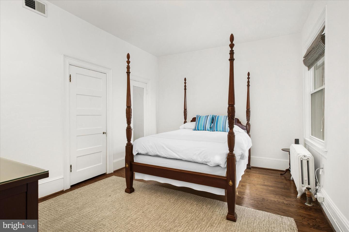 1820 WYOMING AVE NW, WASHINGTON, District Of Columbia 20009, 4 Bedrooms Bedrooms, ,3 BathroomsBathrooms,Residential,For sale,1820 WYOMING AVE NW,DCDC2232872 MLS # DCDC2232872