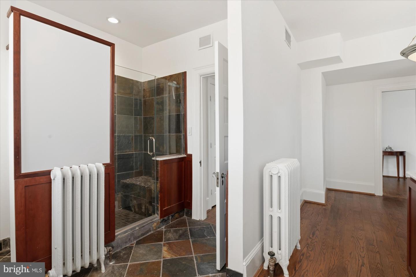 1820 WYOMING AVE NW, WASHINGTON, District Of Columbia 20009, 4 Bedrooms Bedrooms, ,3 BathroomsBathrooms,Residential,For sale,1820 WYOMING AVE NW,DCDC2232872 MLS # DCDC2232872