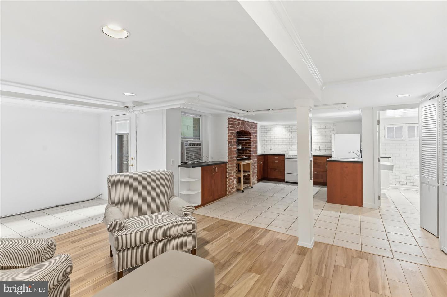 1820 WYOMING AVE NW, WASHINGTON, District Of Columbia 20009, 4 Bedrooms Bedrooms, ,3 BathroomsBathrooms,Residential,For sale,1820 WYOMING AVE NW,DCDC2232872 MLS # DCDC2232872