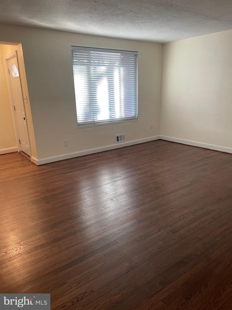 4710 8TH ST NE, WASHINGTON, District Of Columbia 20017, 3 Bedrooms Bedrooms, ,1 BathroomBathrooms,Residential,For sale,4710 8TH ST NE,DCDC2233574 MLS # DCDC2233574