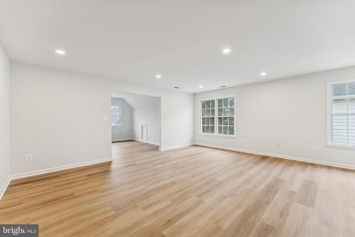 20385 MEDALIST DR, ASHBURN, Virginia 20147, 4 Bedrooms Bedrooms, ,4 BathroomsBathrooms,Residential,For sale,20385 MEDALIST DR,VALO2112100 MLS # VALO2112100