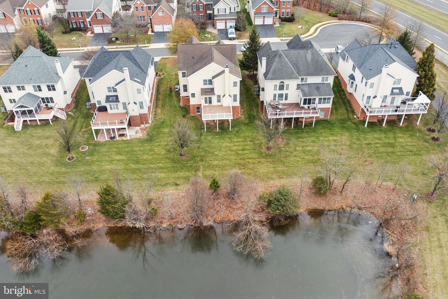 20385 MEDALIST DR, ASHBURN, Virginia 20147, 4 Bedrooms Bedrooms, ,4 BathroomsBathrooms,Residential,For sale,20385 MEDALIST DR,VALO2112100 MLS # VALO2112100