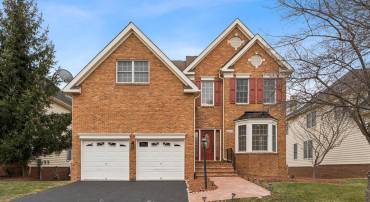 20385 MEDALIST DR, ASHBURN, Virginia 20147, 4 Bedrooms Bedrooms, ,4 BathroomsBathrooms,Residential,For sale,20385 MEDALIST DR,VALO2112100 MLS # VALO2112100
