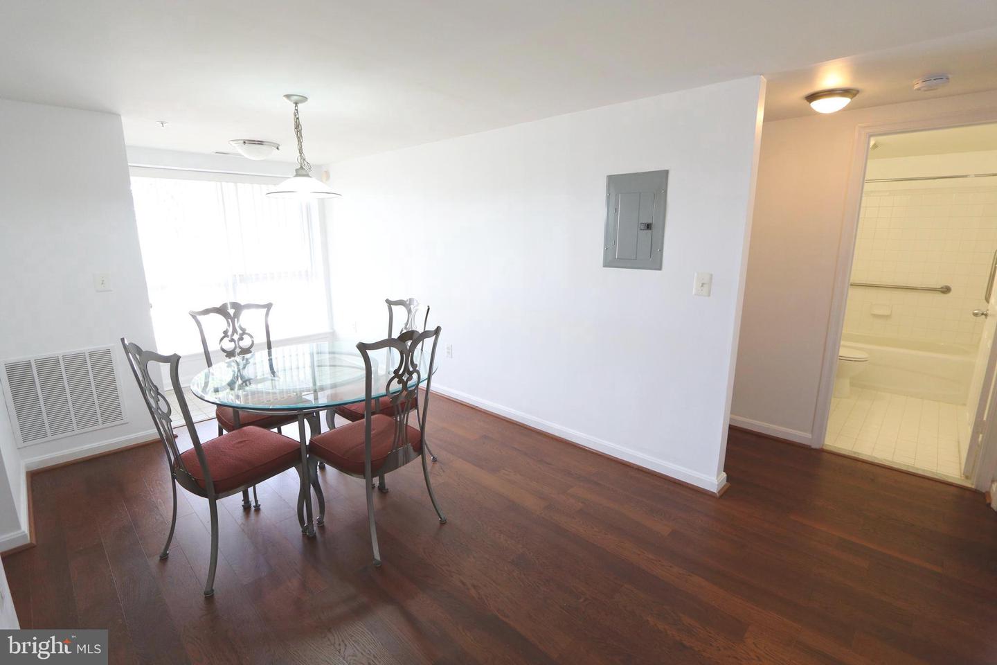 2605 DOUGLASS RD SE #102, WASHINGTON, District Of Columbia 20020, 2 Bedrooms Bedrooms, ,2 BathroomsBathrooms,Residential,For sale,2605 DOUGLASS RD SE #102,DCDC2234840 MLS # DCDC2234840
