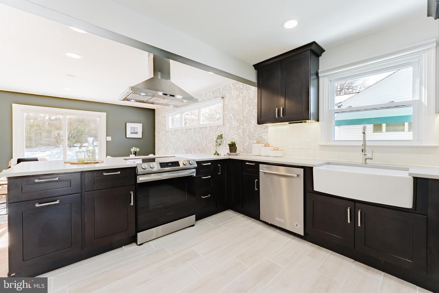 4148 ADDISON RD, FAIRFAX, Virginia 22030, 3 Bedrooms Bedrooms, ,2 BathroomsBathrooms,Residential,For sale,4148 ADDISON RD,VAFC2007586 MLS # VAFC2007586