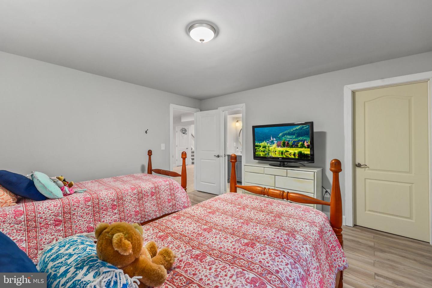 508 CRAB APPLE DR, STAFFORD, Virginia 22554, 5 Bedrooms Bedrooms, 16 Rooms Rooms,4 BathroomsBathrooms,Residential,For sale,508 CRAB APPLE DR,VAST2044982 MLS # VAST2044982