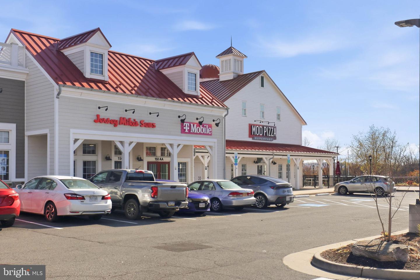 126 S 29TH ST, PURCELLVILLE, Virginia 20132, 4 Bedrooms Bedrooms, ,3 BathroomsBathrooms,Residential,For sale,126 S 29TH ST,VALO2113658 MLS # VALO2113658