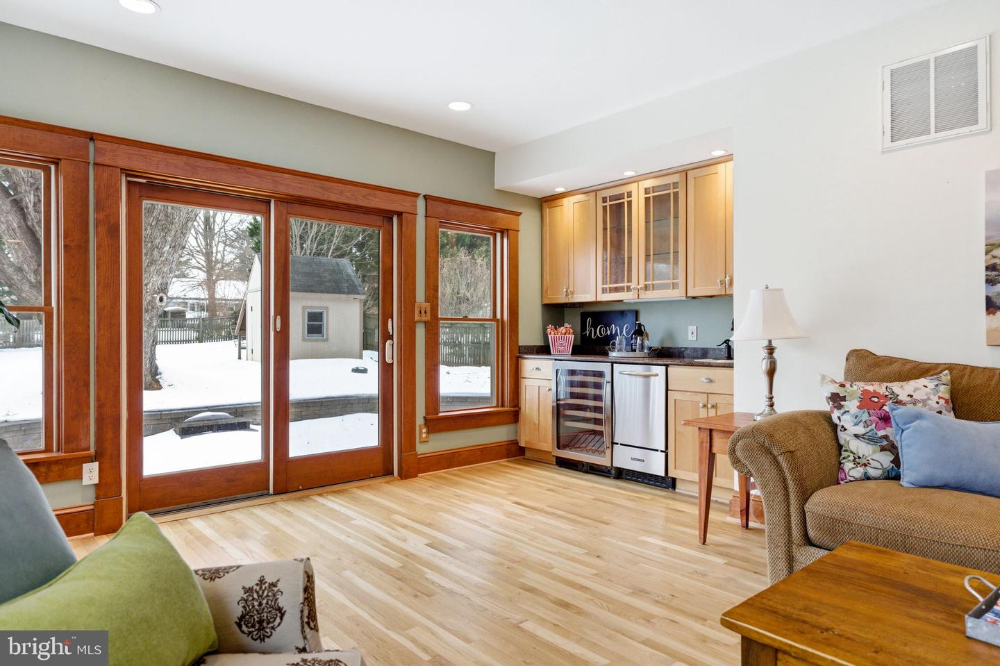 126 S 29TH ST, PURCELLVILLE, Virginia 20132, 4 Bedrooms Bedrooms, ,3 BathroomsBathrooms,Residential,For sale,126 S 29TH ST,VALO2113658 MLS # VALO2113658