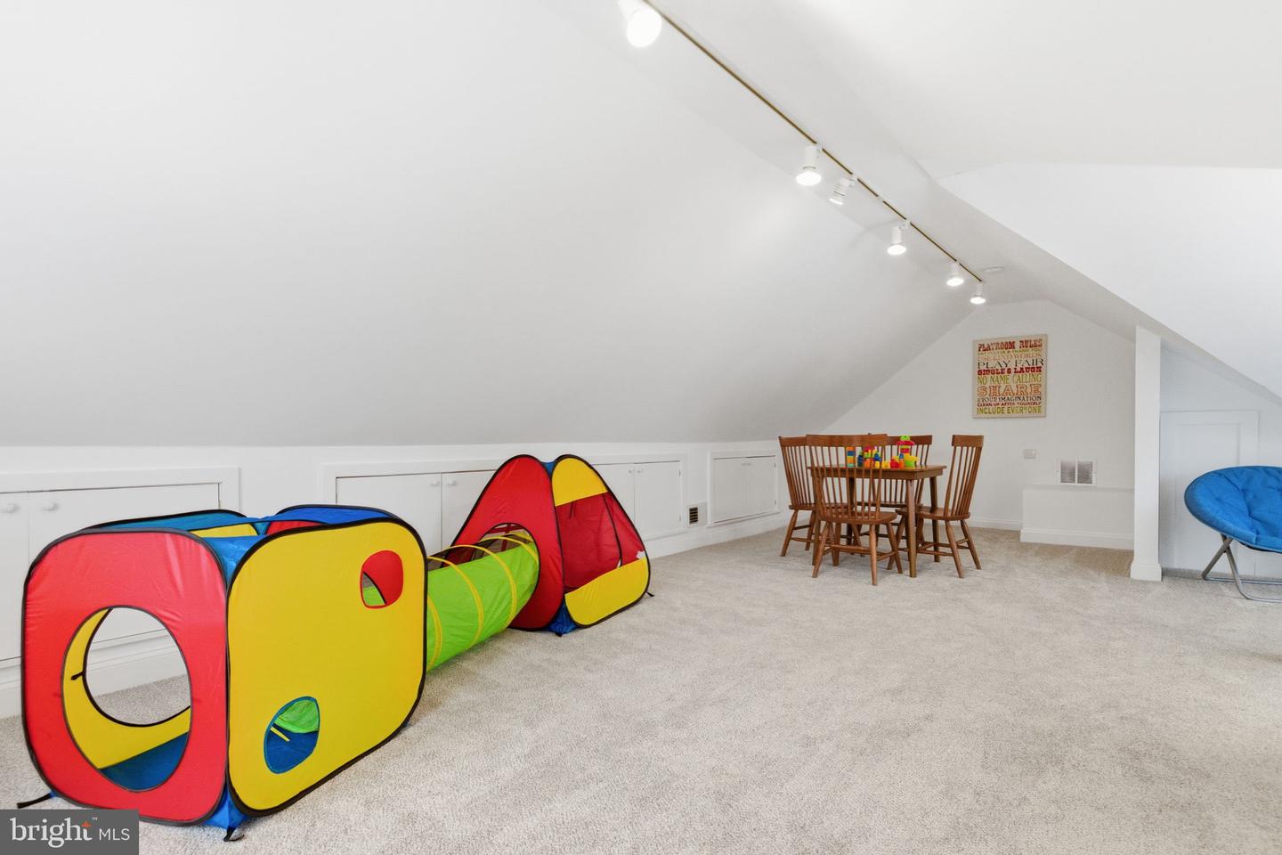 126 S 29TH ST, PURCELLVILLE, Virginia 20132, 4 Bedrooms Bedrooms, ,3 BathroomsBathrooms,Residential,For sale,126 S 29TH ST,VALO2113658 MLS # VALO2113658