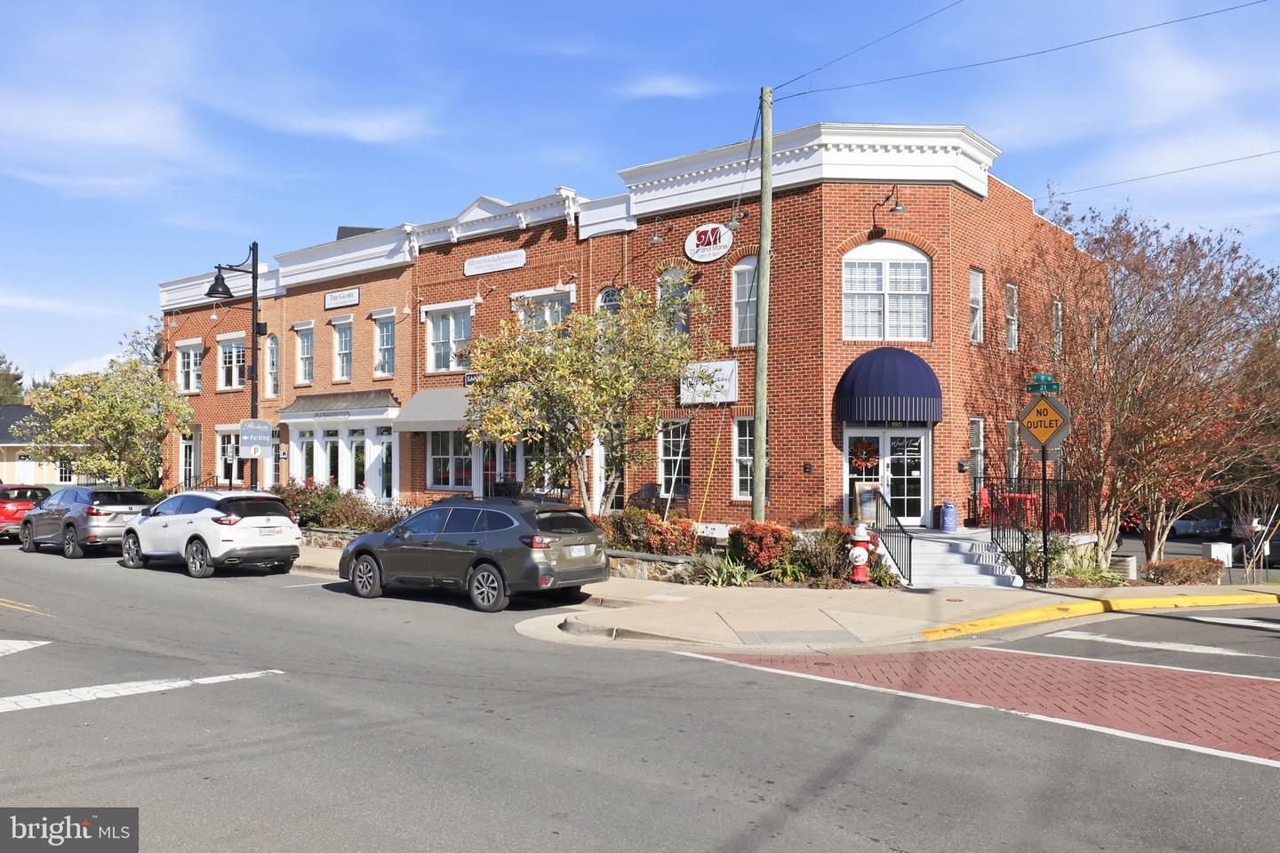 126 S 29TH ST, PURCELLVILLE, Virginia 20132, 4 Bedrooms Bedrooms, ,3 BathroomsBathrooms,Residential,For sale,126 S 29TH ST,VALO2113658 MLS # VALO2113658