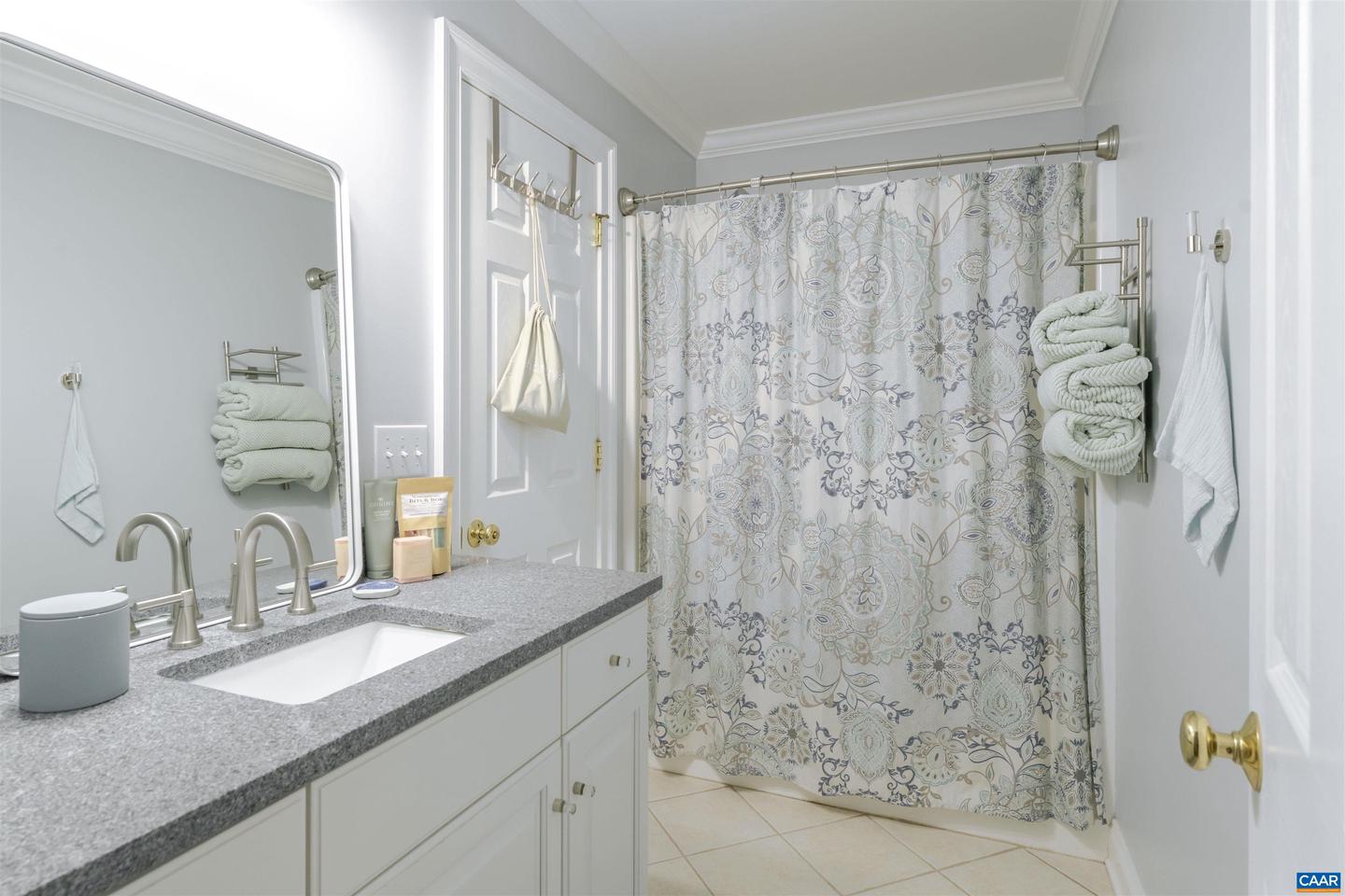 4275 REDWOOD LN, EARLYSVILLE, Virginia 22936, 5 Bedrooms Bedrooms, ,4 BathroomsBathrooms,Residential,For sale,4275 REDWOOD LN,672881 MLS # 672881