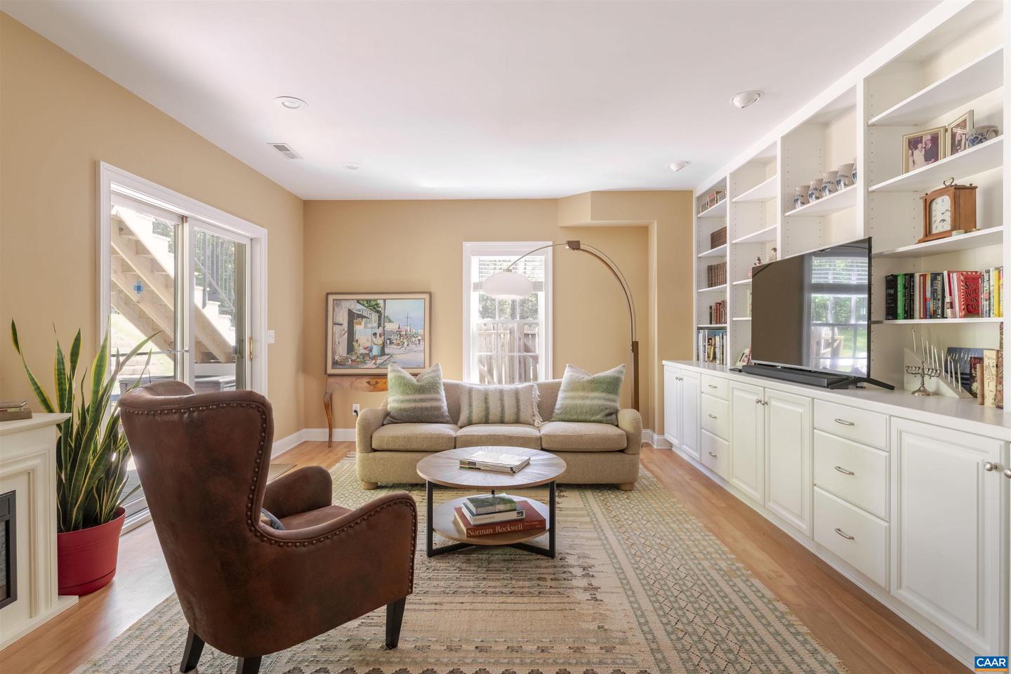 4275 REDWOOD LN, EARLYSVILLE, Virginia 22936, 5 Bedrooms Bedrooms, ,4 BathroomsBathrooms,Residential,For sale,4275 REDWOOD LN,672881 MLS # 672881