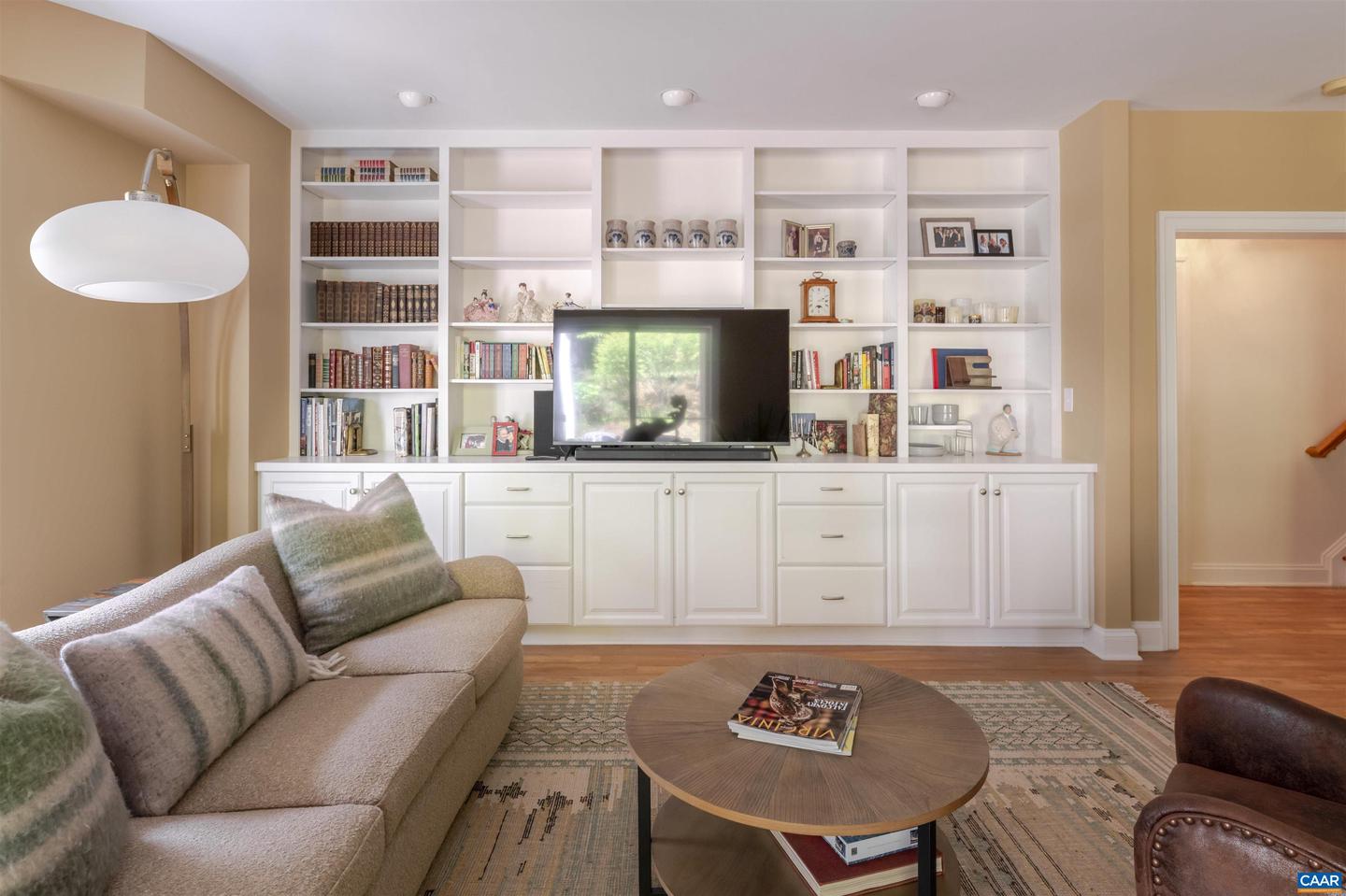 4275 REDWOOD LN, EARLYSVILLE, Virginia 22936, 5 Bedrooms Bedrooms, ,4 BathroomsBathrooms,Residential,For sale,4275 REDWOOD LN,672881 MLS # 672881