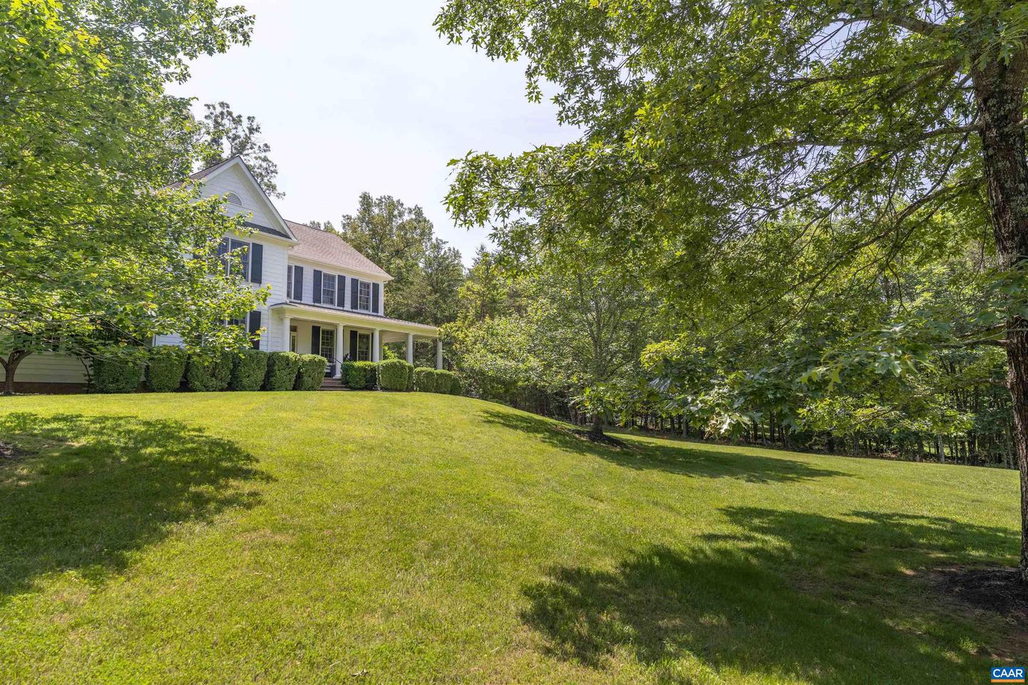 4275 REDWOOD LN, EARLYSVILLE, Virginia 22936, 5 Bedrooms Bedrooms, ,4 BathroomsBathrooms,Residential,For sale,4275 REDWOOD LN,672881 MLS # 672881