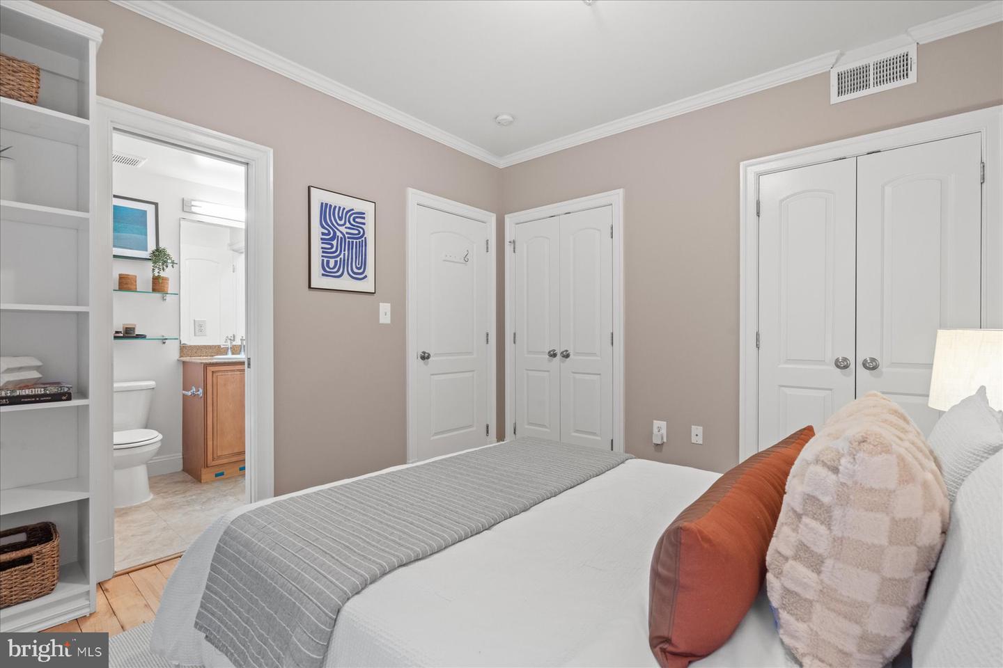 1740 18TH ST NW #203, WASHINGTON, District Of Columbia 20009, 1 Bedroom Bedrooms, ,1 BathroomBathrooms,Residential,For sale,1740 18TH ST NW #203,DCDC2244062 MLS # DCDC2244062