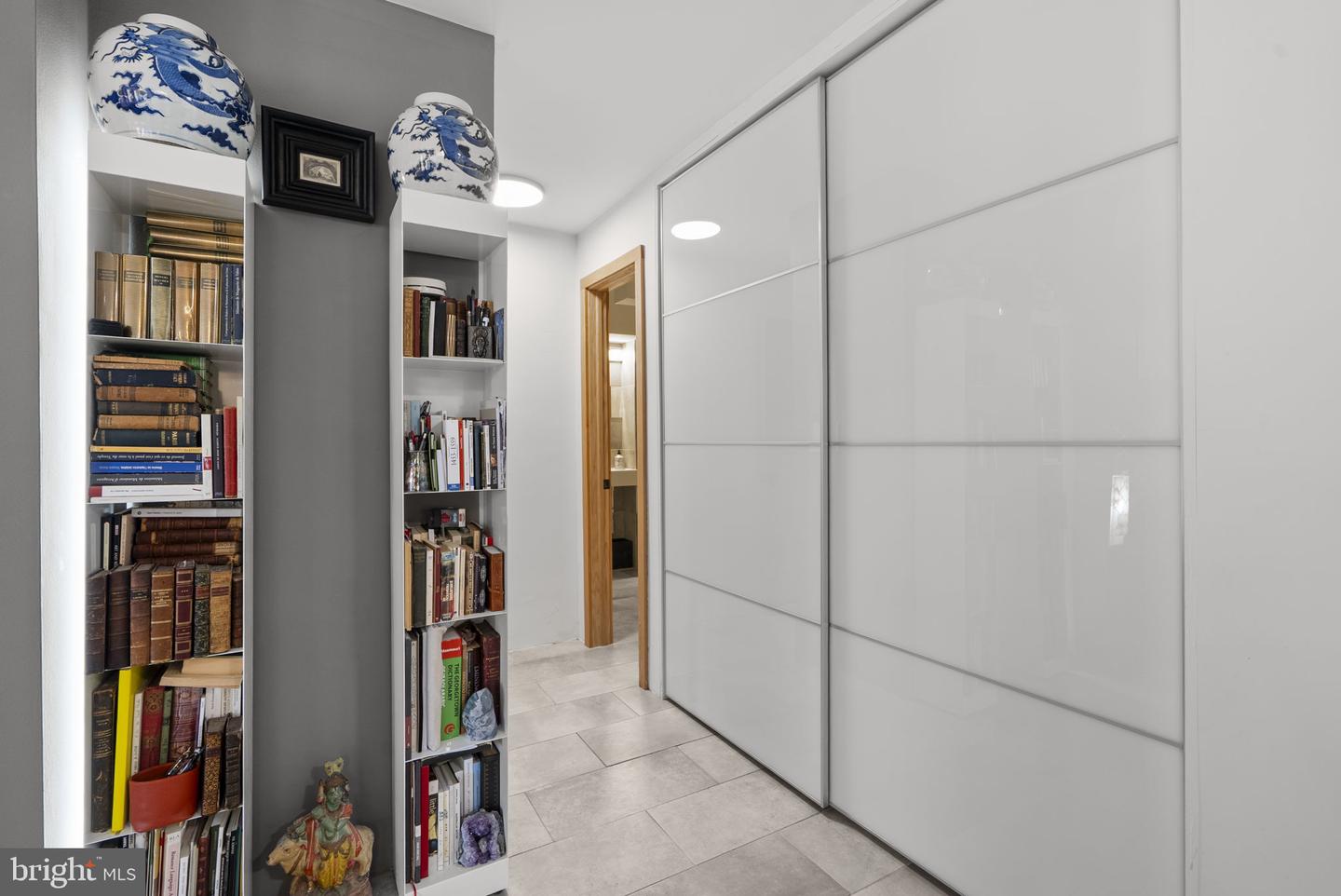 2800 WISCONSIN AVE NW #304, WASHINGTON, District Of Columbia 20007, 1 Bedroom Bedrooms, ,1 BathroomBathrooms,Residential,For sale,2800 WISCONSIN AVE NW #304,DCDC2244360 MLS # DCDC2244360