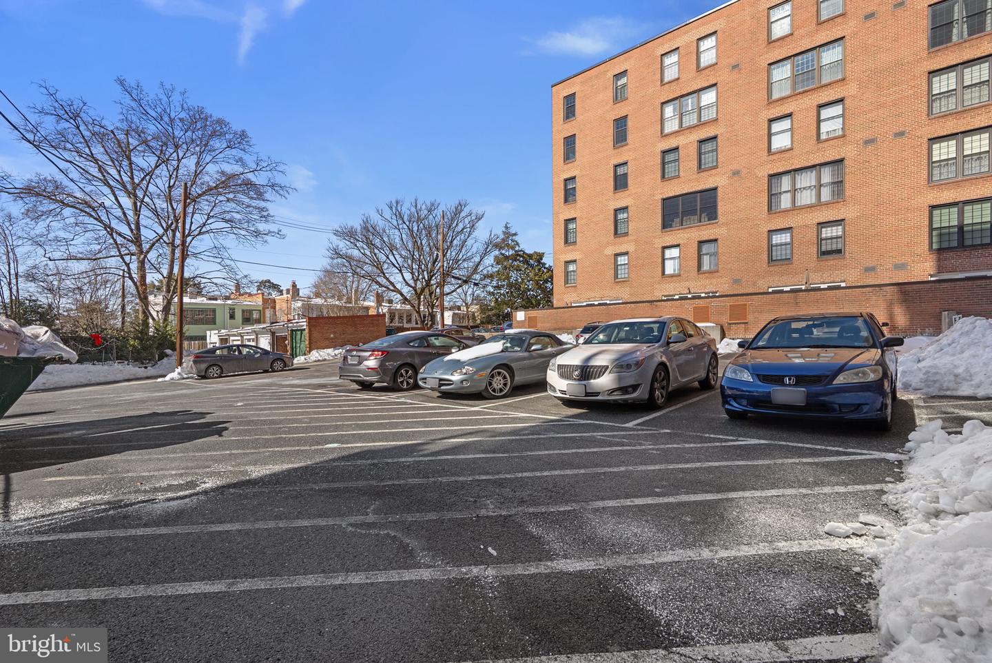 2800 WISCONSIN AVE NW #304, WASHINGTON, District Of Columbia 20007, 1 Bedroom Bedrooms, ,1 BathroomBathrooms,Residential,For sale,2800 WISCONSIN AVE NW #304,DCDC2244360 MLS # DCDC2244360