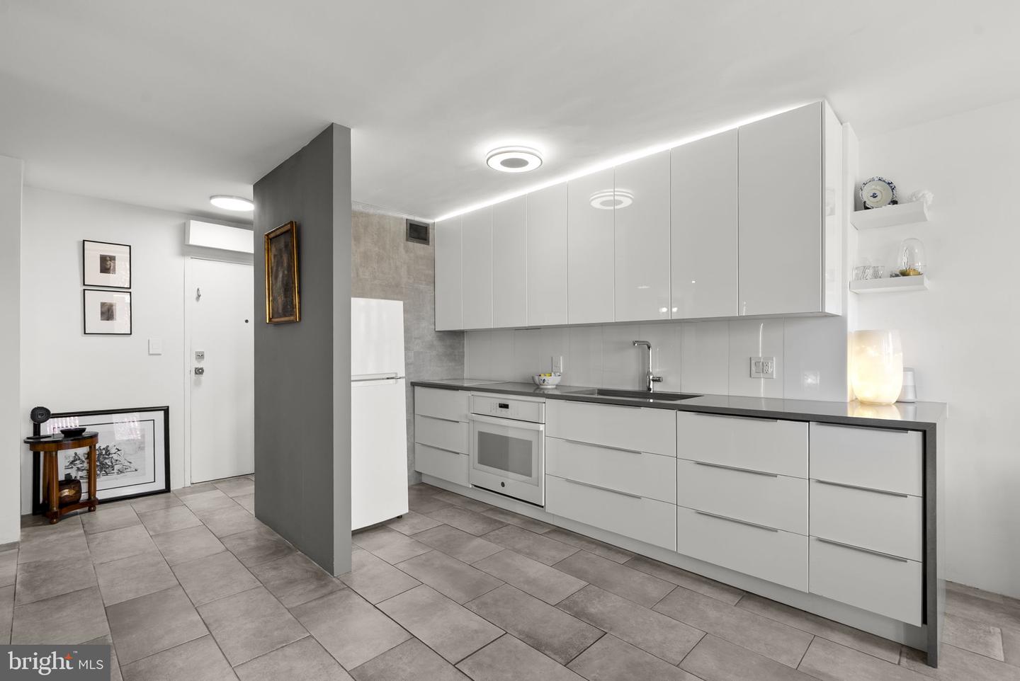 2800 WISCONSIN AVE NW #304, WASHINGTON, District Of Columbia 20007, 1 Bedroom Bedrooms, ,1 BathroomBathrooms,Residential,For sale,2800 WISCONSIN AVE NW #304,DCDC2244360 MLS # DCDC2244360