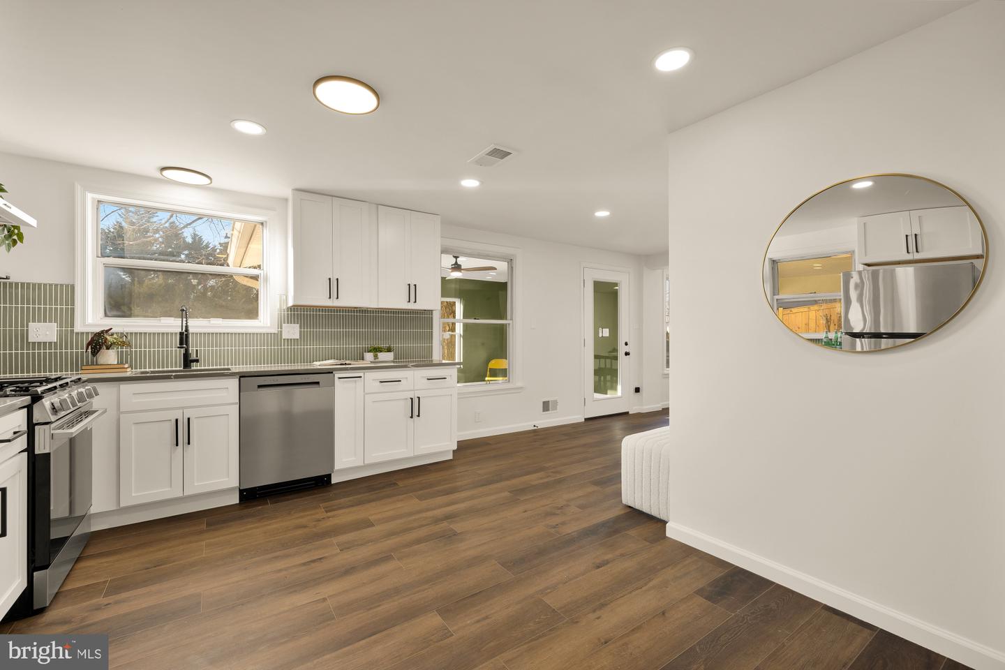 3021 GRAHAM RD, FALLS CHURCH, Virginia 22042, 3 Bedrooms Bedrooms, ,2 BathroomsBathrooms,Residential,For sale,3021 GRAHAM RD,VAFX2288738 MLS # VAFX2288738