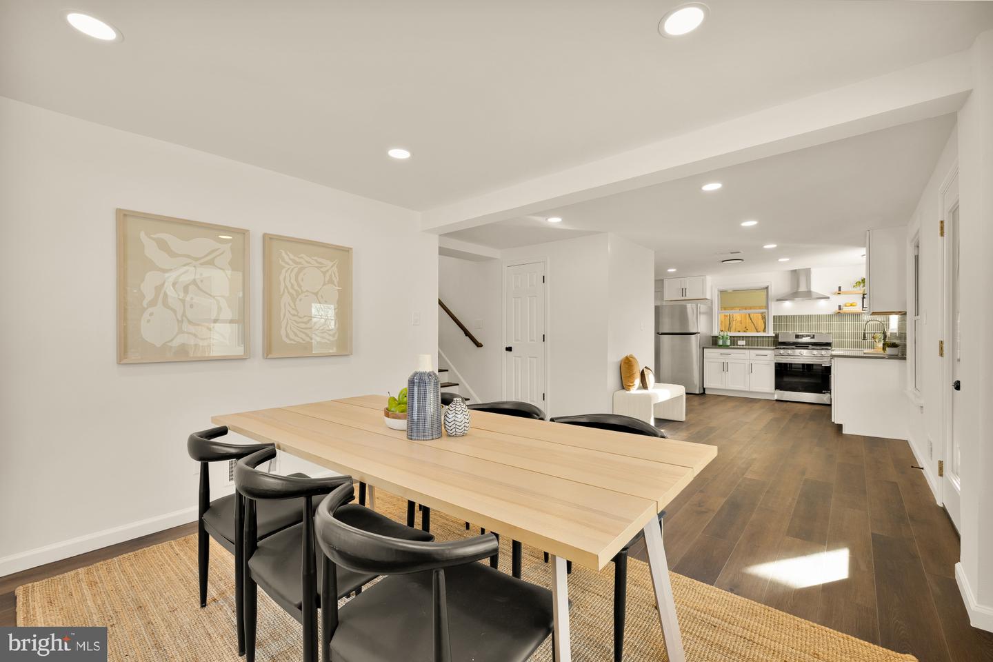 3021 GRAHAM RD, FALLS CHURCH, Virginia 22042, 3 Bedrooms Bedrooms, ,2 BathroomsBathrooms,Residential,For sale,3021 GRAHAM RD,VAFX2288738 MLS # VAFX2288738