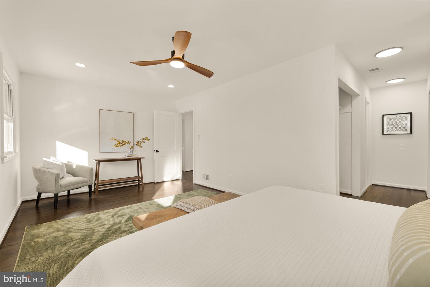 3021 GRAHAM RD, FALLS CHURCH, Virginia 22042, 3 Bedrooms Bedrooms, ,2 BathroomsBathrooms,Residential,For sale,3021 GRAHAM RD,VAFX2288738 MLS # VAFX2288738