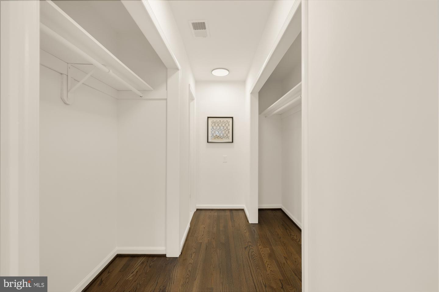 3021 GRAHAM RD, FALLS CHURCH, Virginia 22042, 3 Bedrooms Bedrooms, ,2 BathroomsBathrooms,Residential,For sale,3021 GRAHAM RD,VAFX2288738 MLS # VAFX2288738