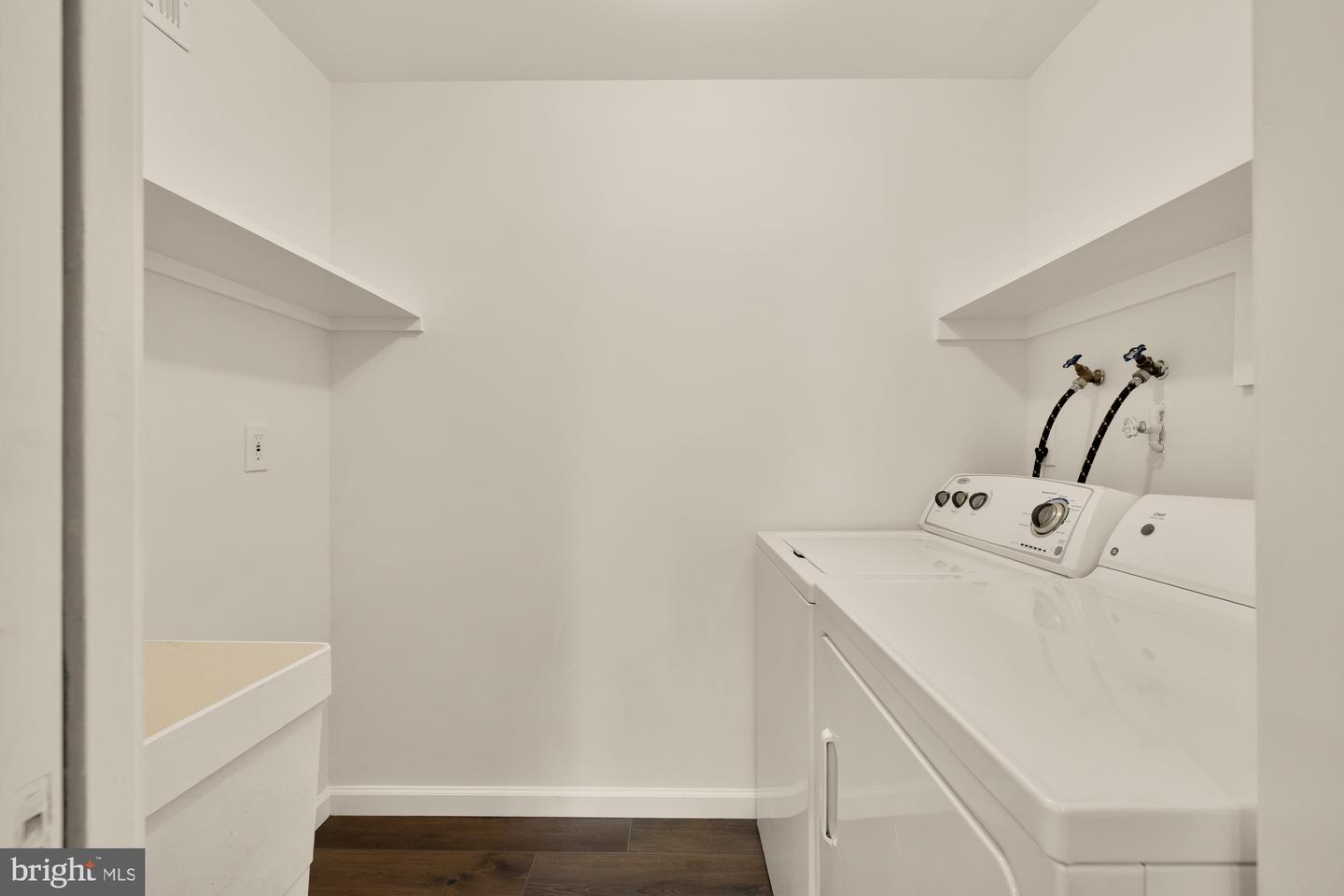 3021 GRAHAM RD, FALLS CHURCH, Virginia 22042, 3 Bedrooms Bedrooms, ,2 BathroomsBathrooms,Residential,For sale,3021 GRAHAM RD,VAFX2288738 MLS # VAFX2288738