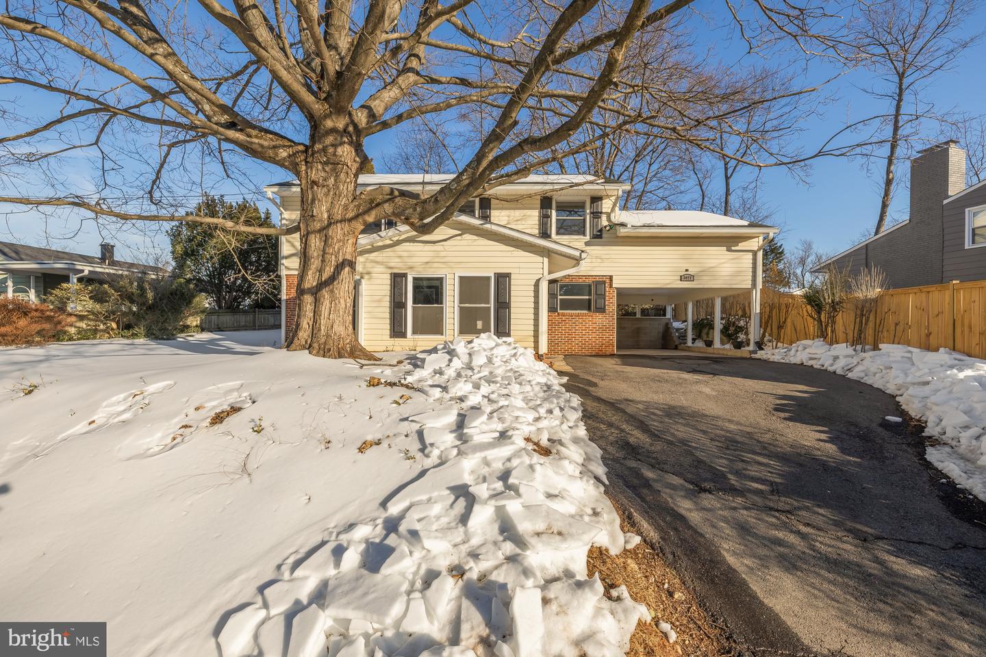 3021 GRAHAM RD, FALLS CHURCH, Virginia 22042, 3 Bedrooms Bedrooms, ,2 BathroomsBathrooms,Residential,For sale,3021 GRAHAM RD,VAFX2288738 MLS # VAFX2288738