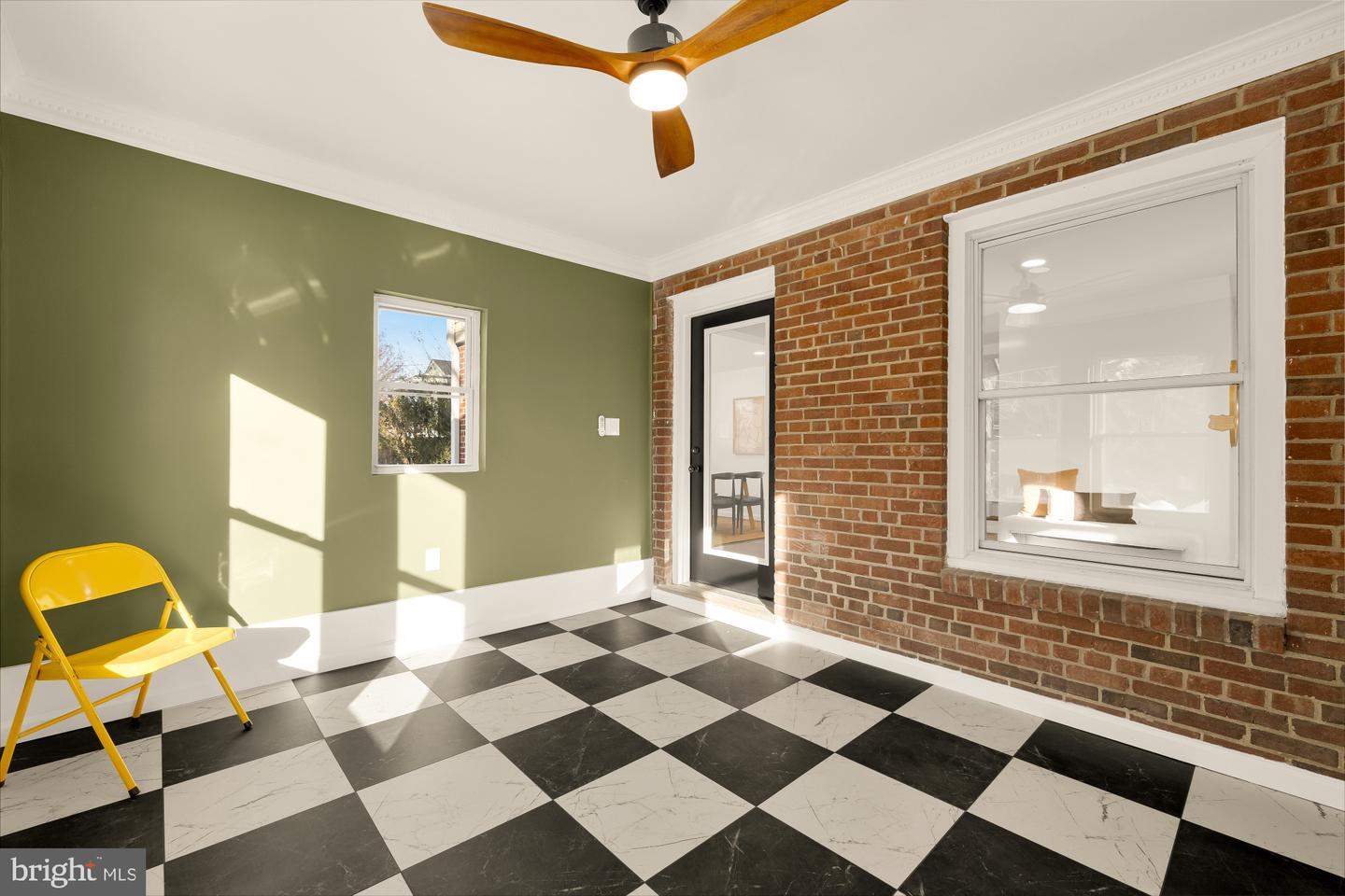 3021 GRAHAM RD, FALLS CHURCH, Virginia 22042, 3 Bedrooms Bedrooms, ,2 BathroomsBathrooms,Residential,For sale,3021 GRAHAM RD,VAFX2288738 MLS # VAFX2288738