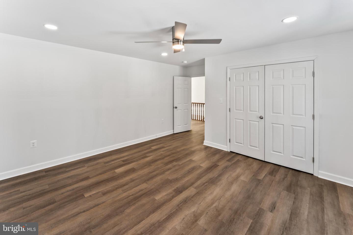 723 LAKE CAROLINE DR, RUTHER GLEN, Virginia 22546, 3 Bedrooms Bedrooms, 13 Rooms Rooms,3 BathroomsBathrooms,Residential,For sale,723 LAKE CAROLINE DR,VACV2009474 MLS # VACV2009474