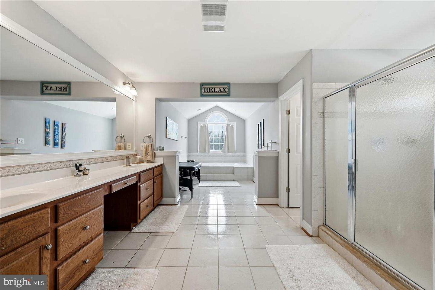 37 SERENE HILLS DR, FREDERICKSBURG, Virginia 22406, 6 Bedrooms Bedrooms, ,4 BathroomsBathrooms,Residential,For sale,37 SERENE HILLS DR,VAST2045760 MLS # VAST2045760