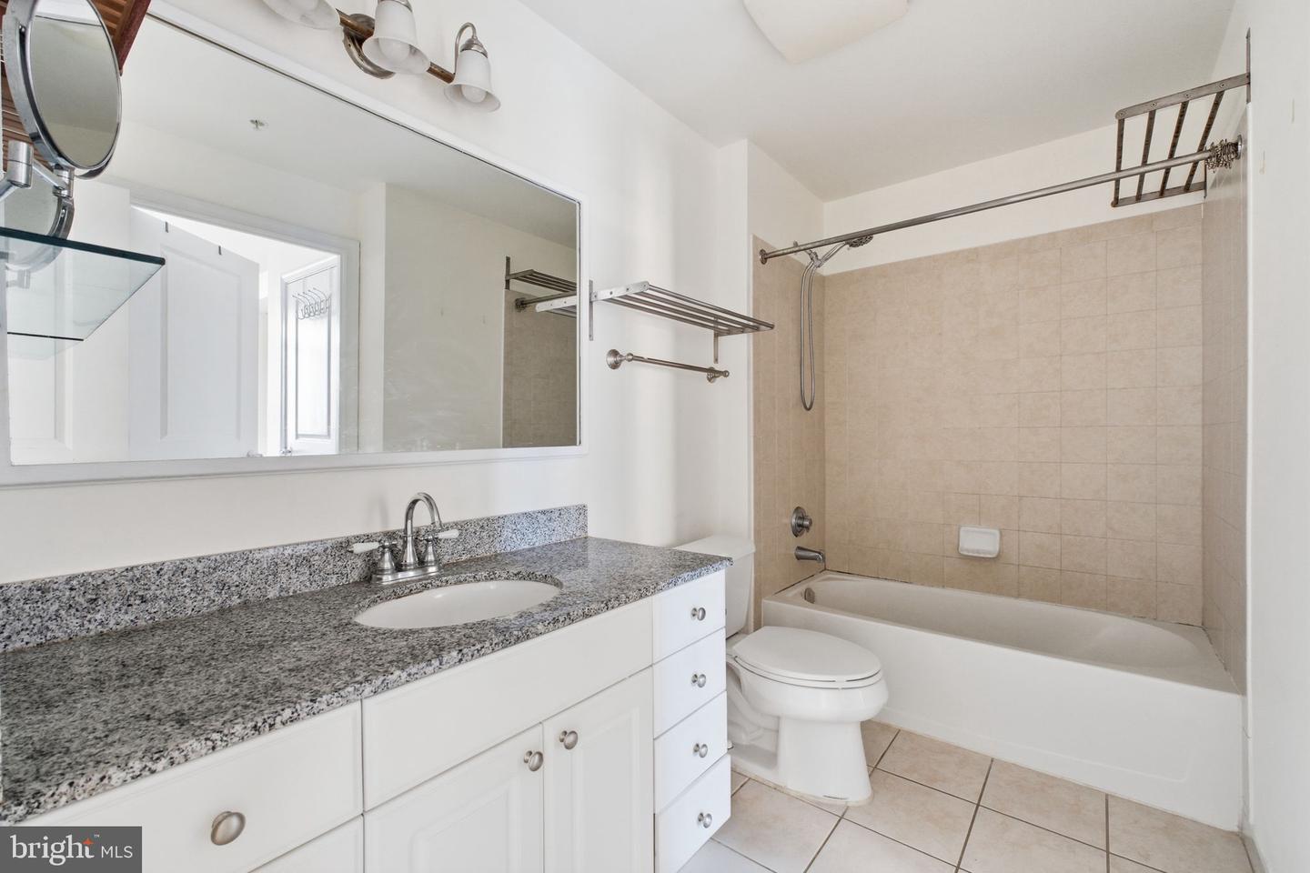 3650 S GLEBE RD S #344, ARLINGTON, Virginia 22202, 1 Bedroom Bedrooms, 4 Rooms Rooms,1 BathroomBathrooms,Residential,For sale,3650 S GLEBE RD S #344,VAAR2068558 MLS # VAAR2068558