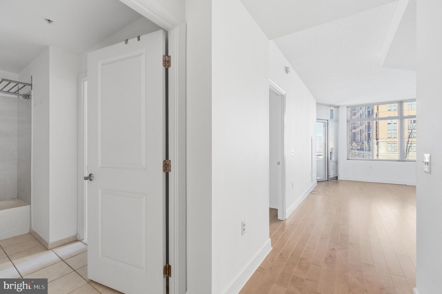 3650 S GLEBE RD S #344, ARLINGTON, Virginia 22202, 1 Bedroom Bedrooms, 4 Rooms Rooms,1 BathroomBathrooms,Residential,For sale,3650 S GLEBE RD S #344,VAAR2068558 MLS # VAAR2068558