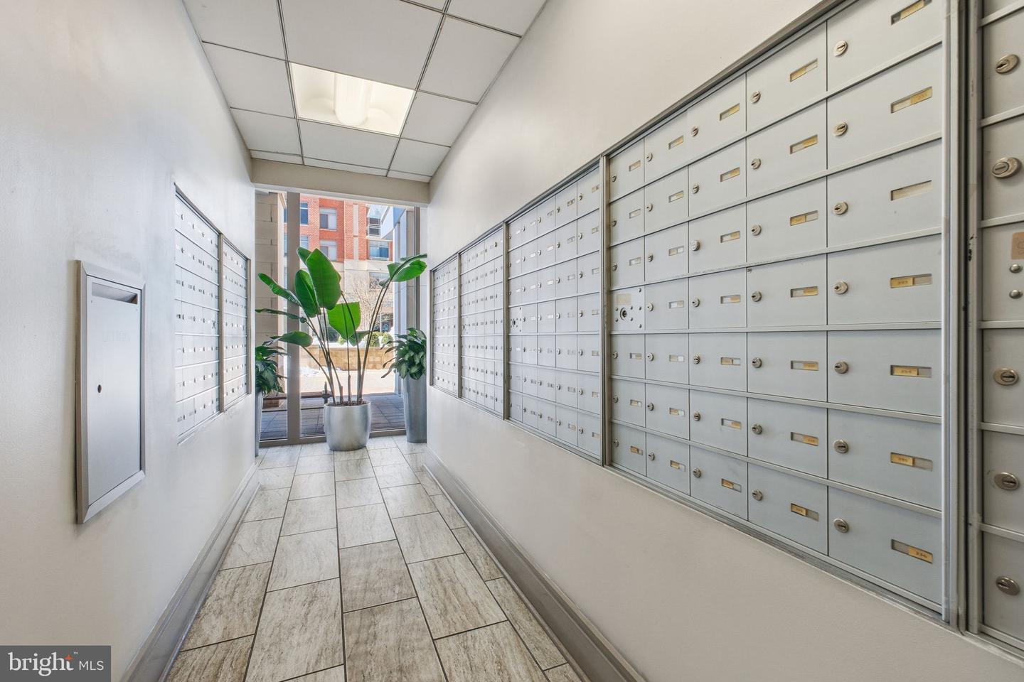 3650 S GLEBE RD S #344, ARLINGTON, Virginia 22202, 1 Bedroom Bedrooms, 4 Rooms Rooms,1 BathroomBathrooms,Residential,For sale,3650 S GLEBE RD S #344,VAAR2068558 MLS # VAAR2068558