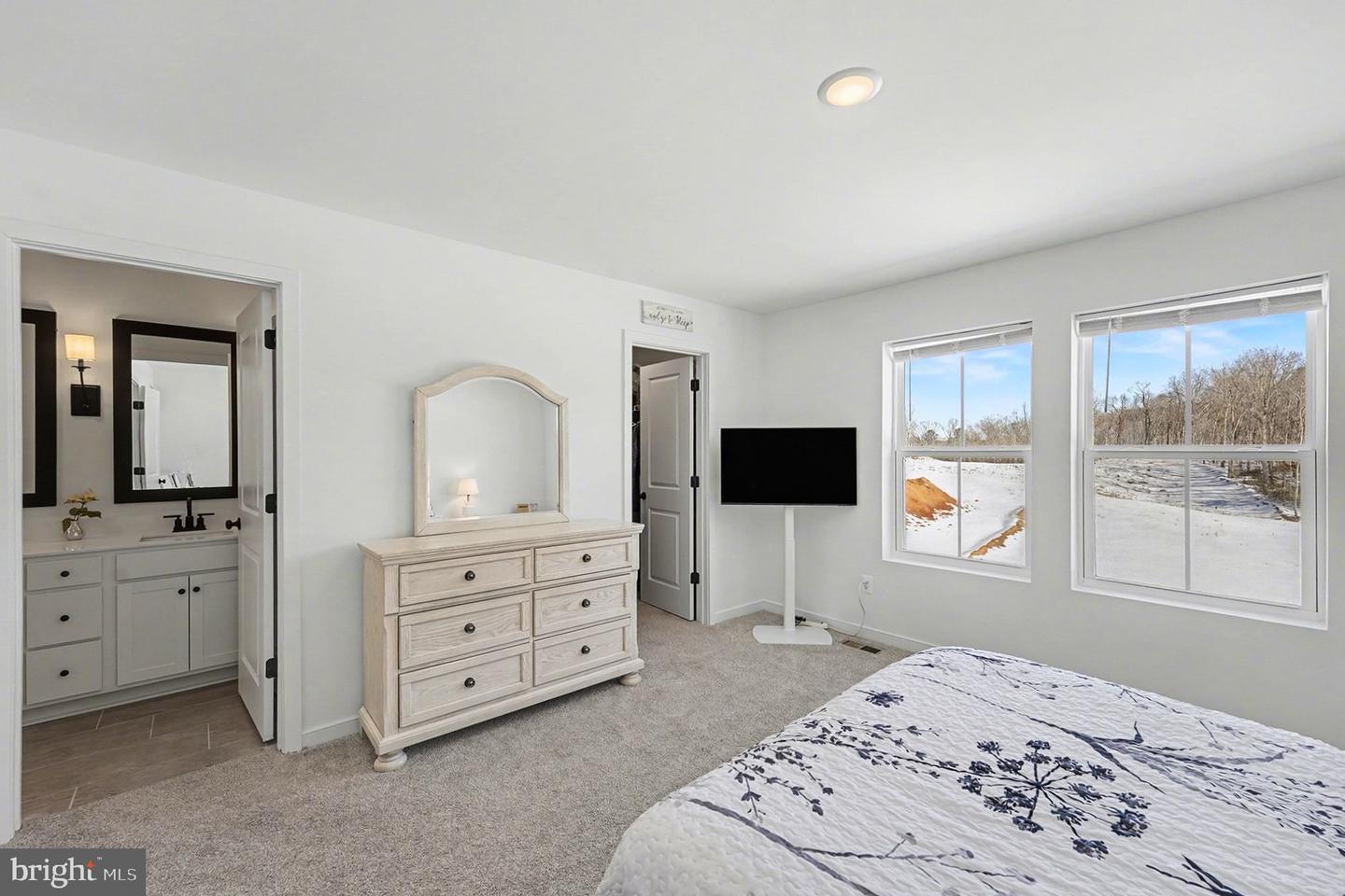 2553 COUGAR LN, LOCUST GROVE, Virginia 22508, 3 Bedrooms Bedrooms, ,2 BathroomsBathrooms,Residential,For sale,2553 COUGAR LN,VAOR2013250 MLS # VAOR2013250