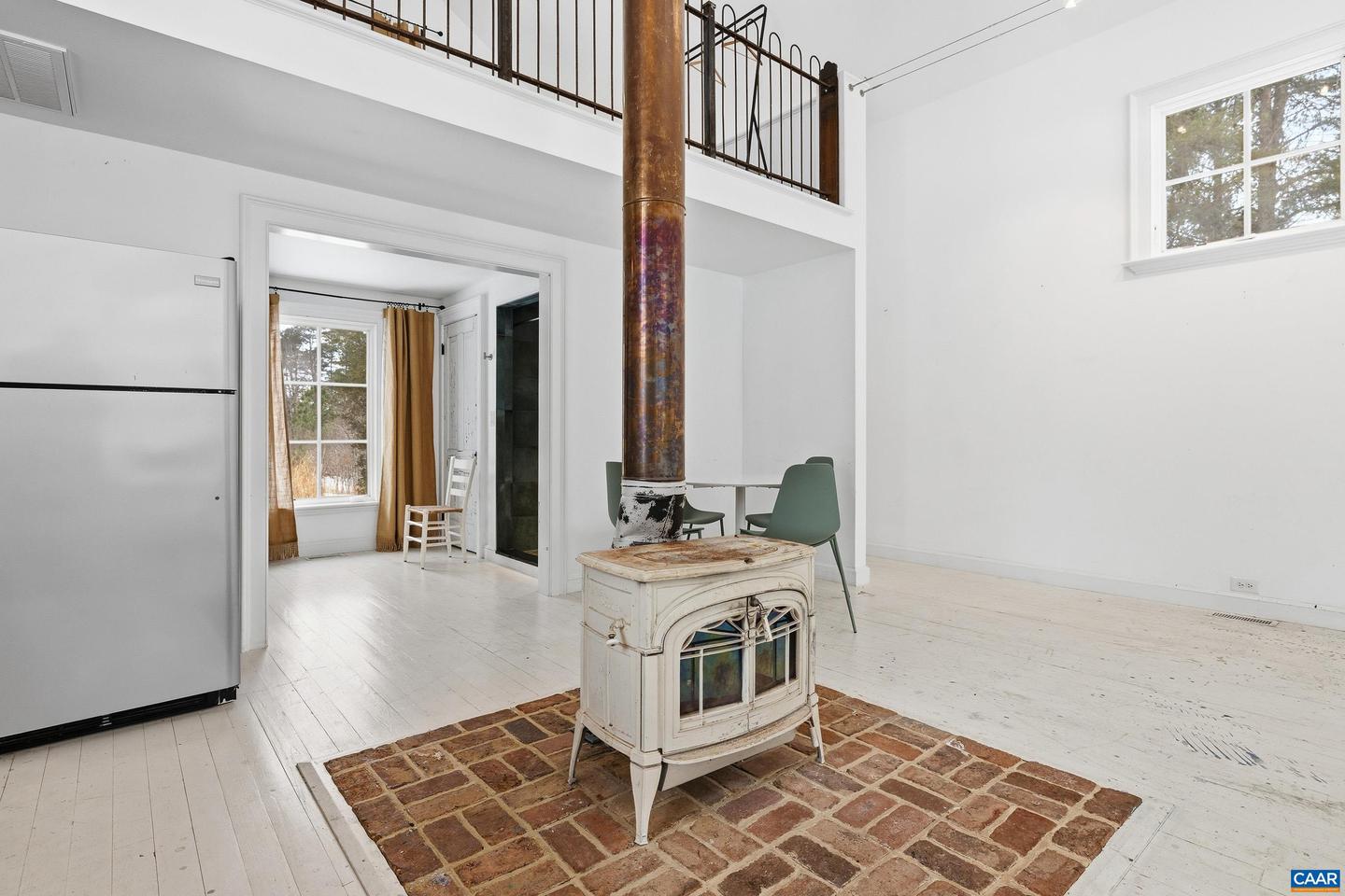 3 BUCK MOUNTAIN RD, EARLYSVILLE, Virginia 22936, 4 Bedrooms Bedrooms, ,3 BathroomsBathrooms,Residential,For sale,3 BUCK MOUNTAIN RD,673077 MLS # 673077