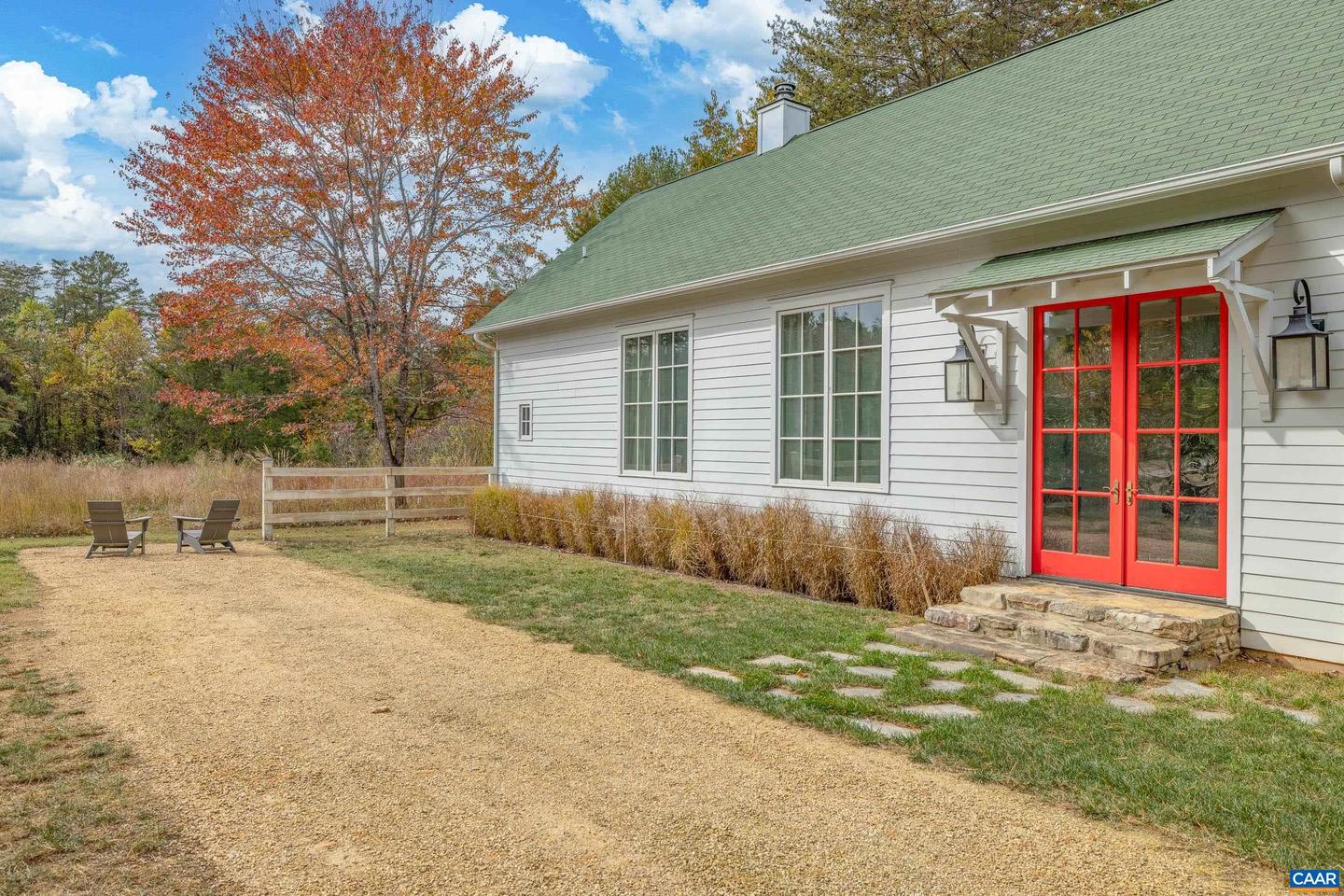 3 BUCK MOUNTAIN RD, EARLYSVILLE, Virginia 22936, 4 Bedrooms Bedrooms, ,3 BathroomsBathrooms,Residential,For sale,3 BUCK MOUNTAIN RD,673077 MLS # 673077